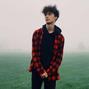 Meet your Posher, Adam